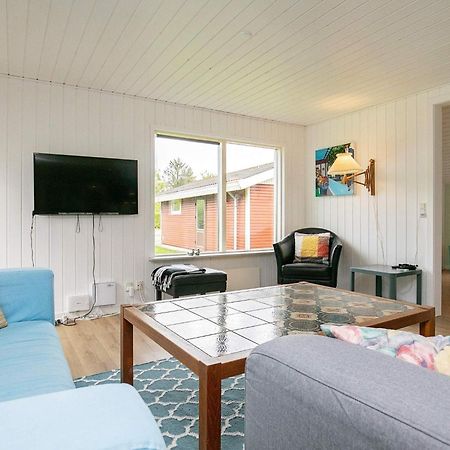6 Person Holiday Home In Nibe 外观 照片