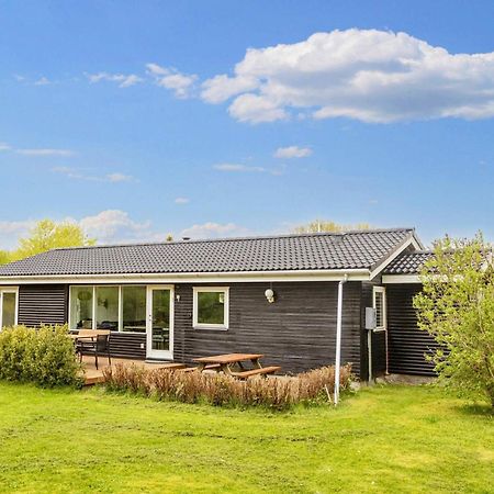 6 Person Holiday Home In Nibe 外观 照片
