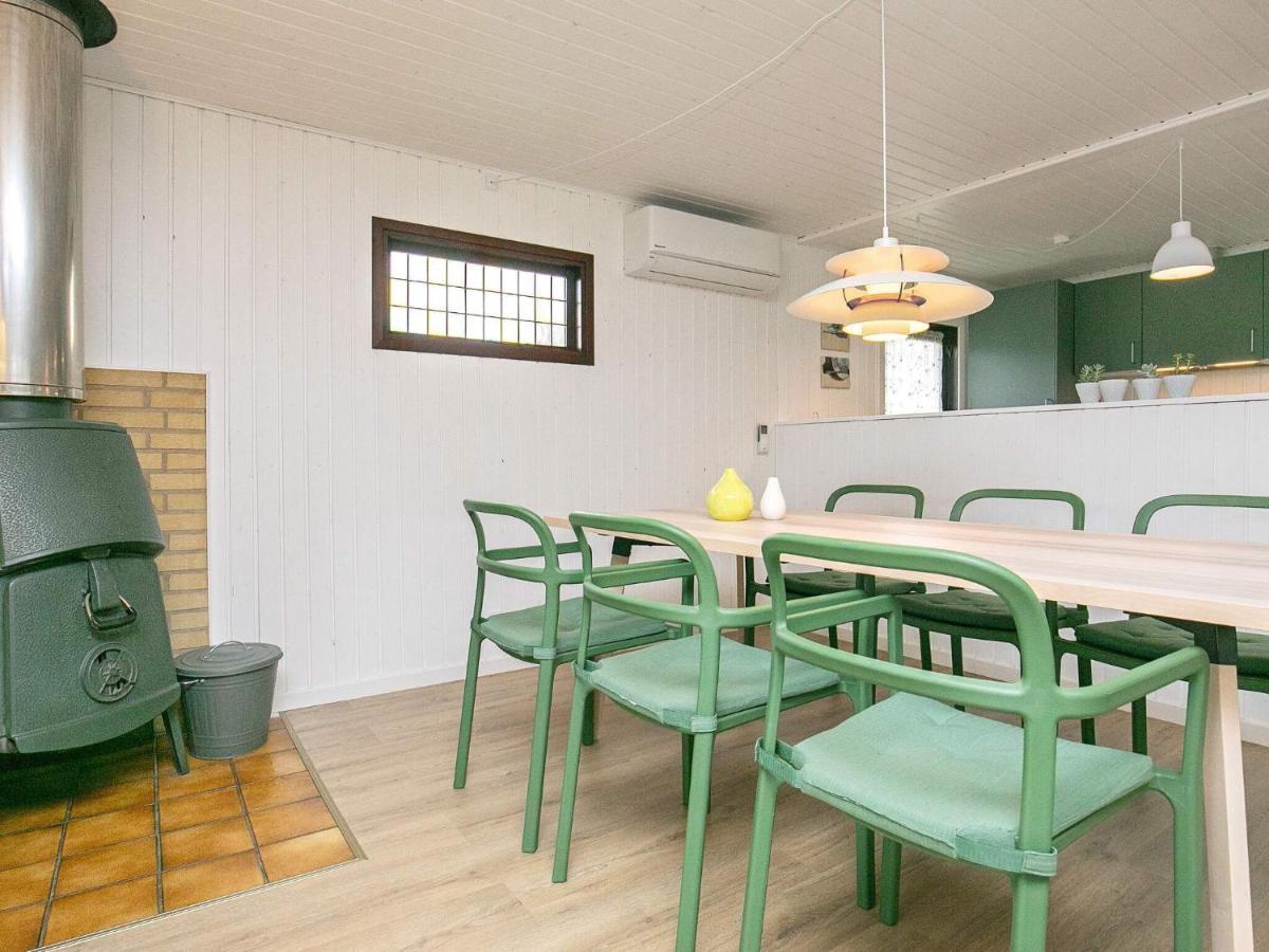 6 Person Holiday Home In Nibe 外观 照片