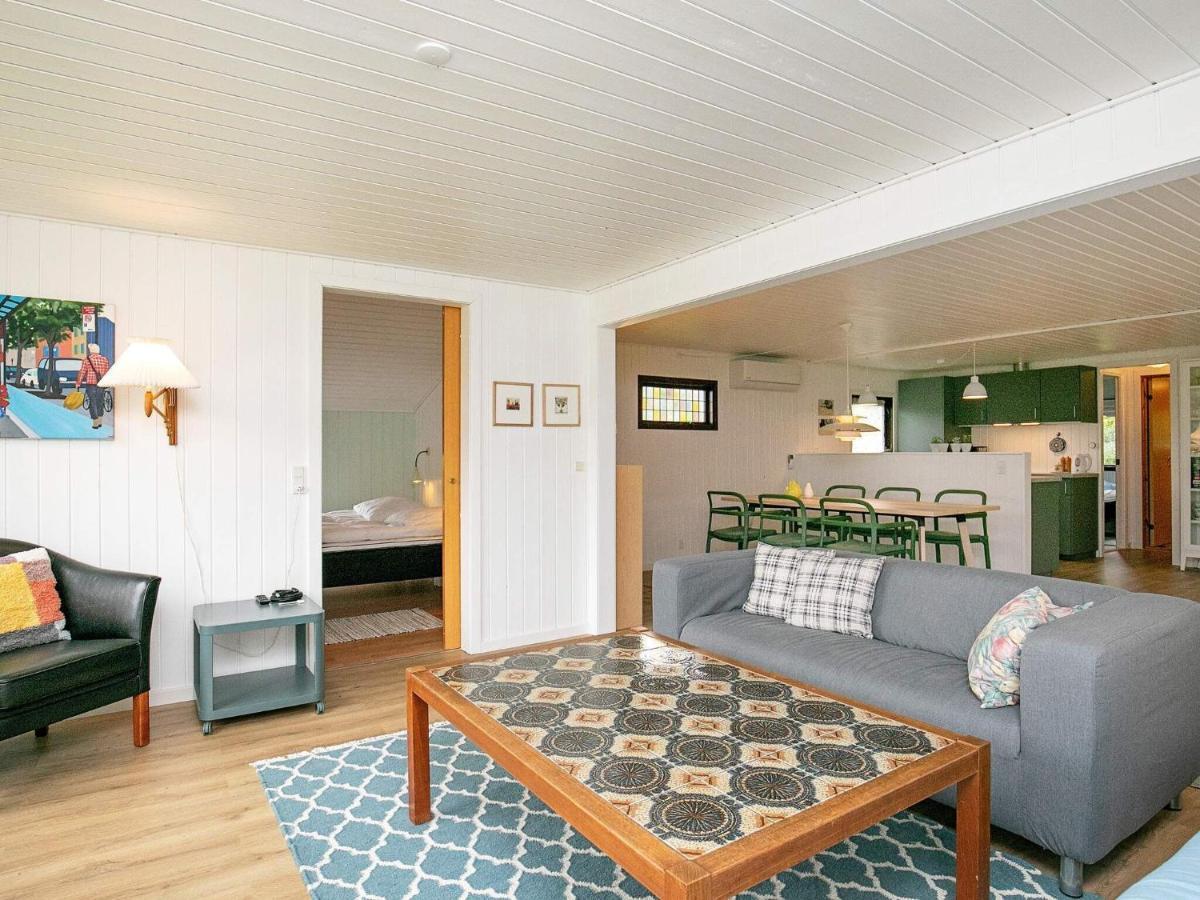6 Person Holiday Home In Nibe 外观 照片